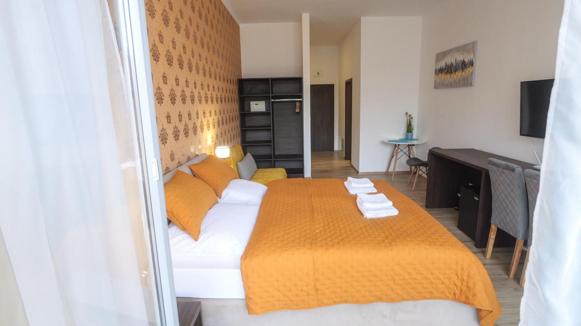 Premium City Centre Bedrooms เปรเชา ภายนอก รูปภาพ